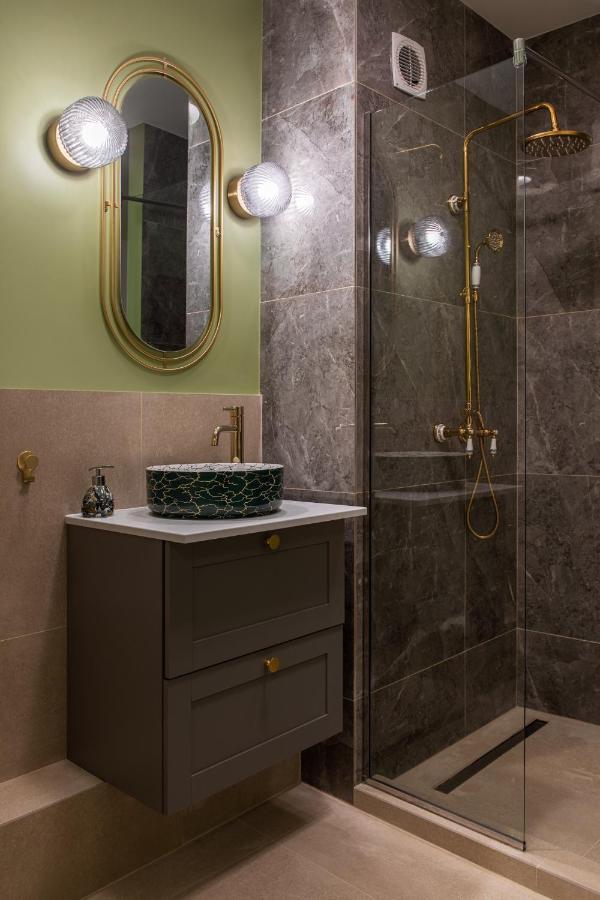 Designer Flat For 4, Heart Of Bucharest, Kitchen Villa Exterior photo